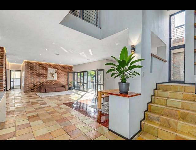 6 BEDROOM PROPERTY TO RENT IN DAINFERN VALLEY ESTATE